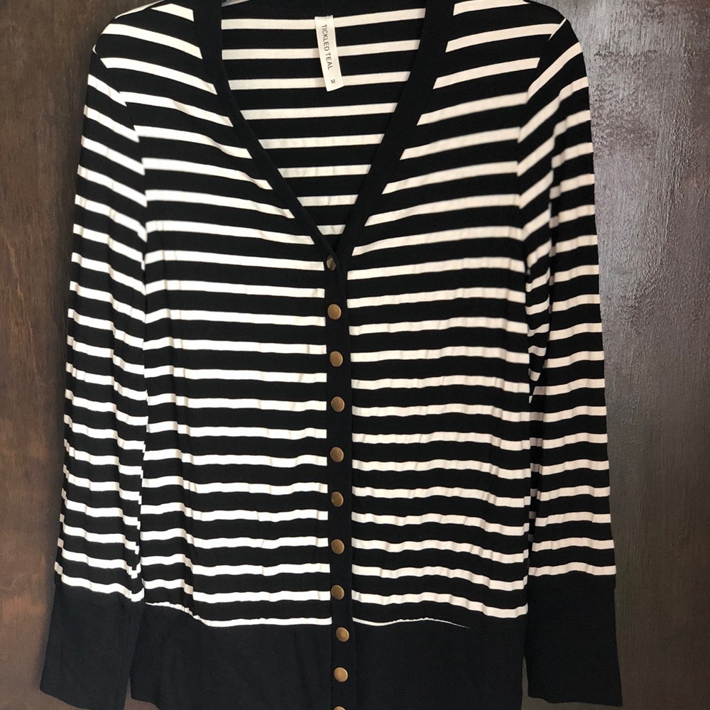 Snap button cardigan - Picture 2 of 2